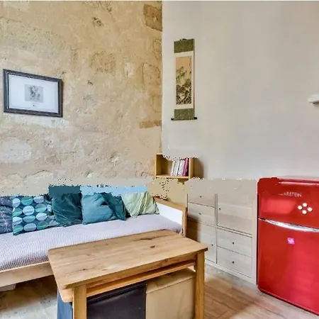 Coquet Proche Tram Et Quais *